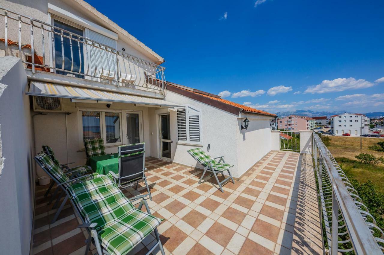 Apartman Lucija Kaštela Buitenkant foto