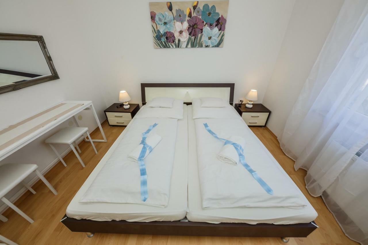 Apartman Lucija Kaštela Buitenkant foto