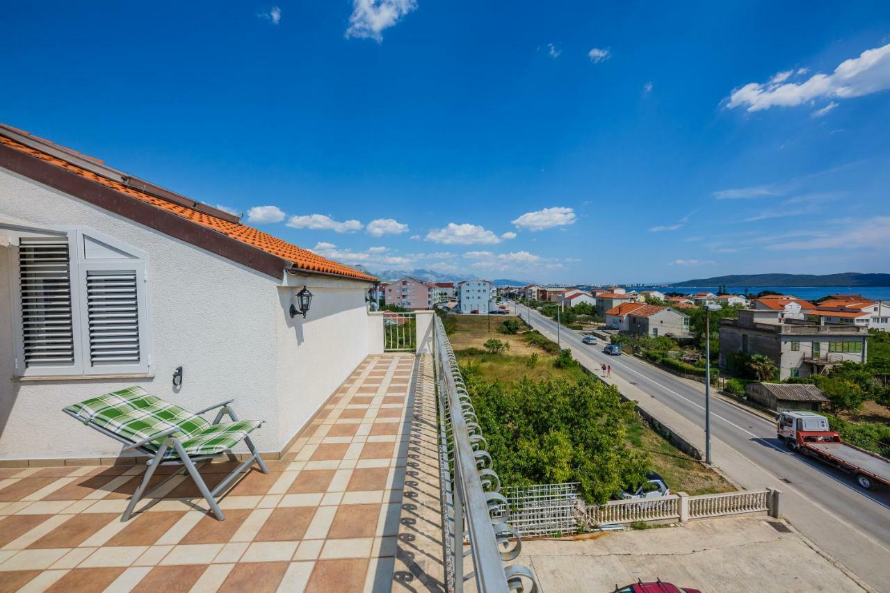 Apartman Lucija Kaštela Buitenkant foto