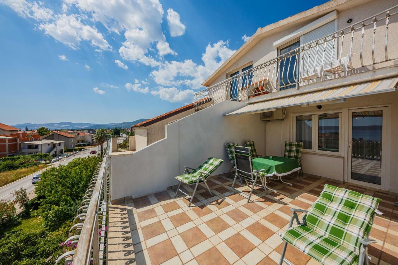 Apartman Lucija Kaštela Buitenkant foto
